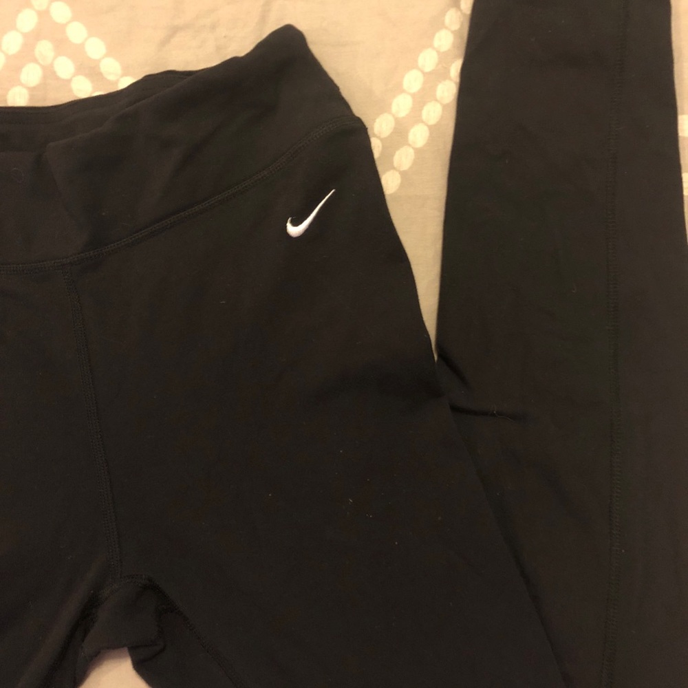 Nike dri-fit bundle - Picture 5 of 5